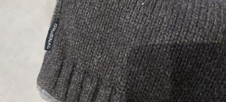 Krásna machrovská svetríko-bundička, 92