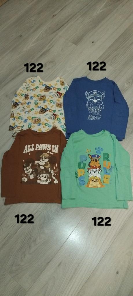 Balík detského oblečenia, 104–116