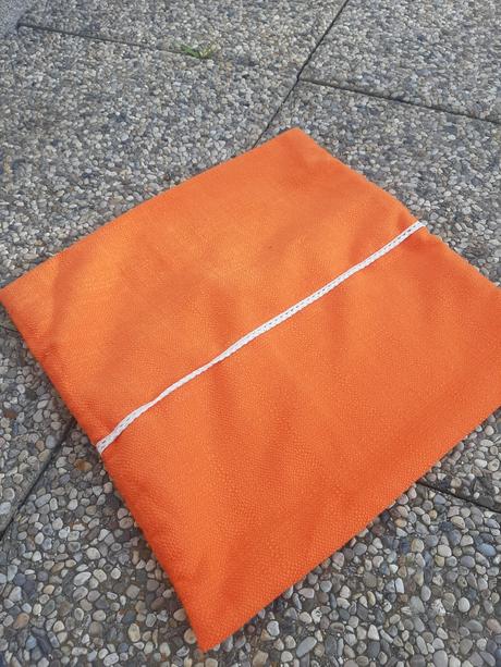 2 x obliečka na vankúš s čipkou 38 x 38 cm.,