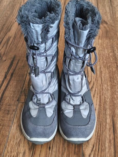 Snehule, superfit,33