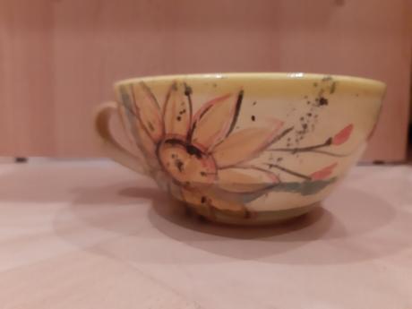 Šálka veľká žltá, 