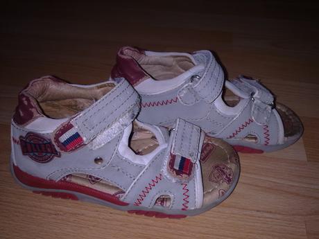 Sandálky na suchý zips, 27