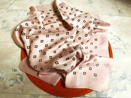 Hodvábna šatka, xl