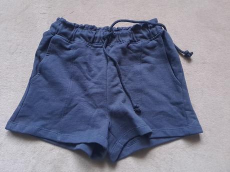 Nove kratke nohavice sinsay c xxs, sinsay,xs