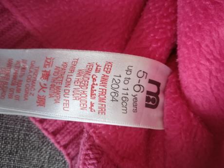 Teplý svetrík, 116