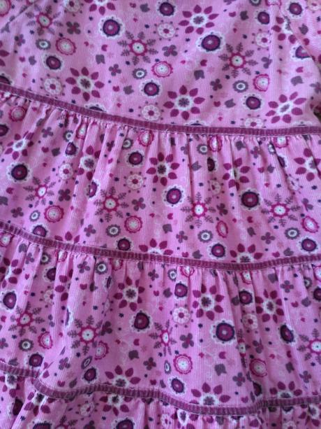 Kvetované šaty s bohatou sukňou, disney,80