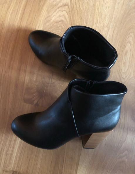 Prechodne cizmicky, 40