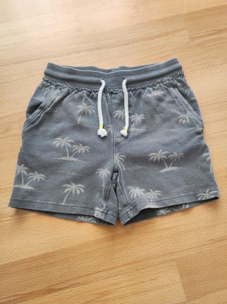 Kraťasy 110, reserved,110