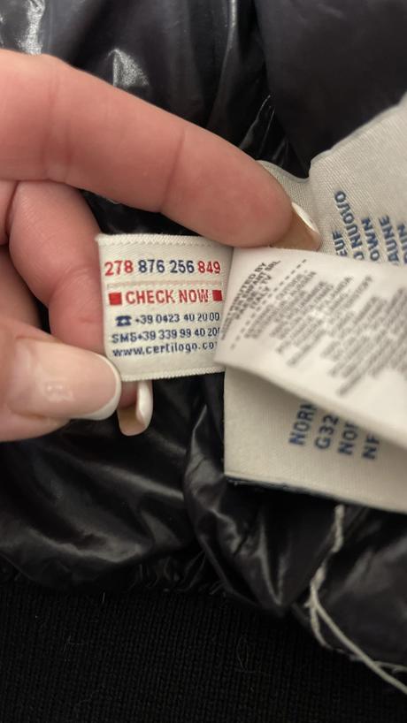 Zimna bunda moncler vel. 134-140, 140