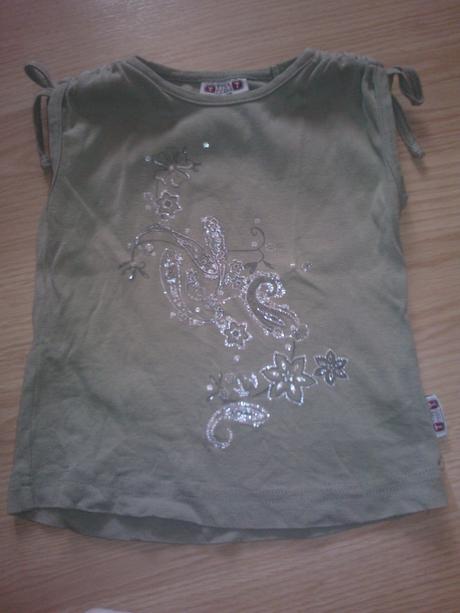 Tricko olivovej farby, 104