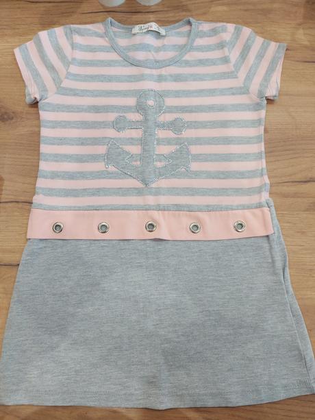 Bodkové šaty + 3 šaty grátis, 104