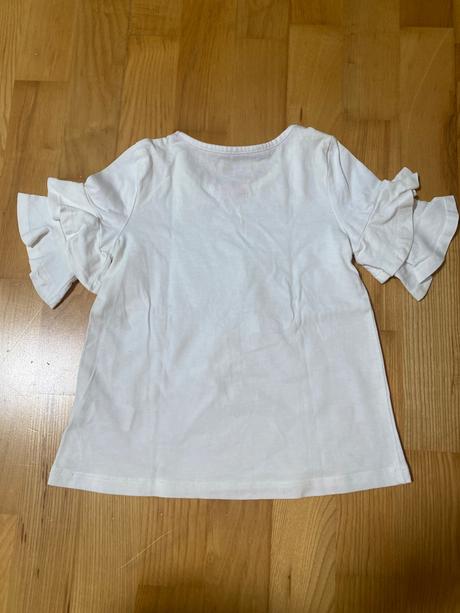 Dievčenské tričko, 104