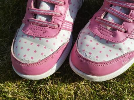 Členkové tenisky, 30