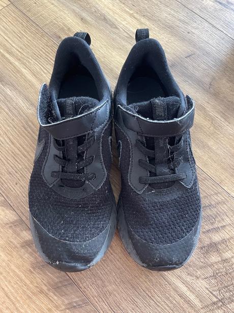 Tenisky adidas, nike,33