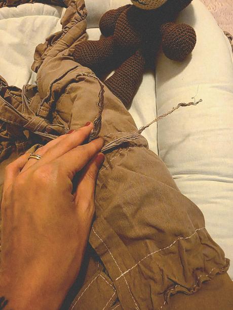 Hniezdo a zavinovačka,