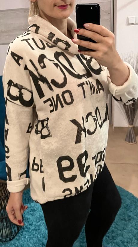 Dámska mikina s rolákom a nápismi (uni), l / m / s