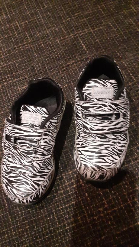 Tenisky, reebok,25
