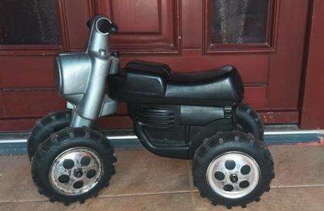 Predám odrážadlo-motorka, 