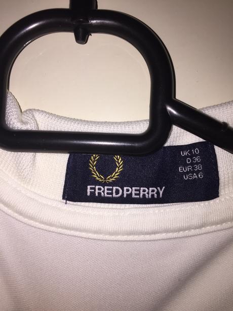 Šaty na tenis, s