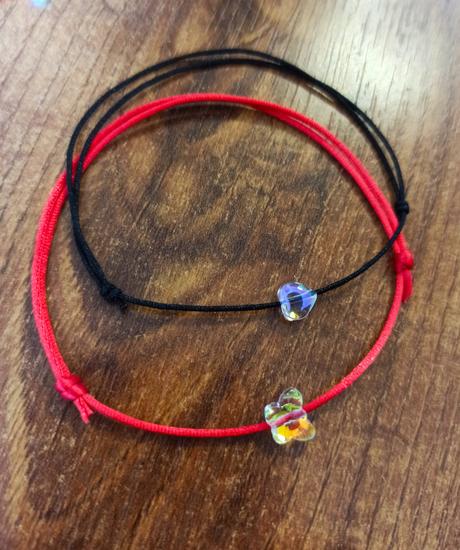 Náramky proti urieknutiu, posuvné uzlíky, 