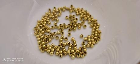 Korálky kovové 4 mm- rôzne farby balenie 200 kusov, 