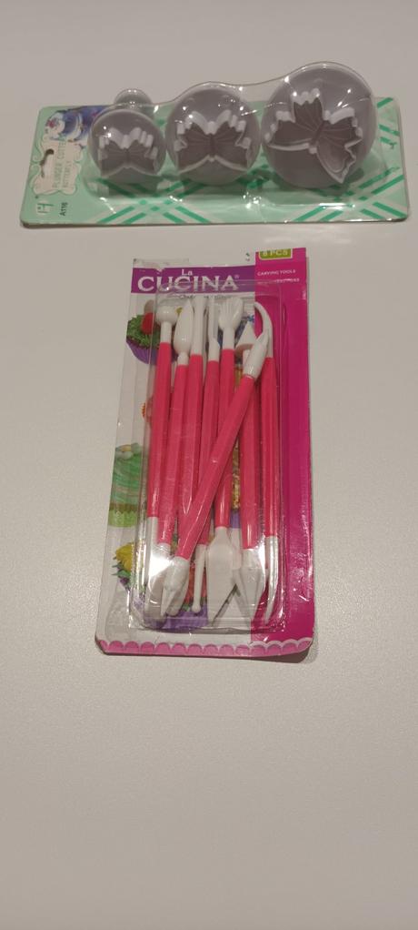 Pomôcky na marcipan, 