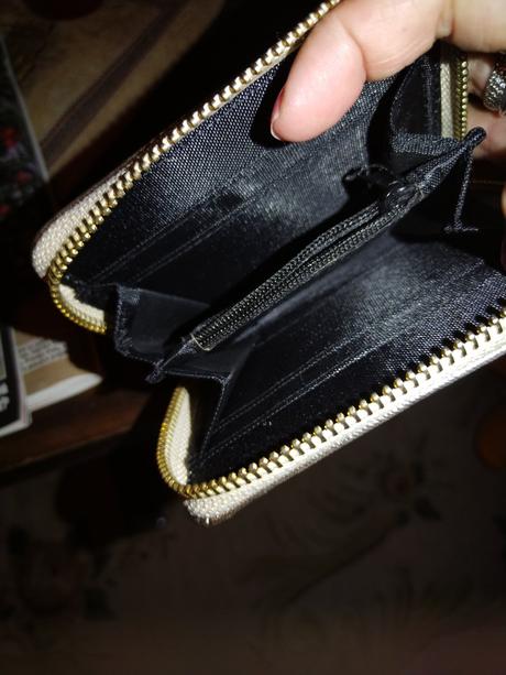 Strieborná penazenka, 