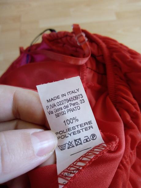 Spoločenské šaty, 42