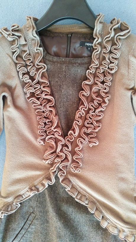 Zb teplejšie , hrubšie šaty (aj výmena), xs