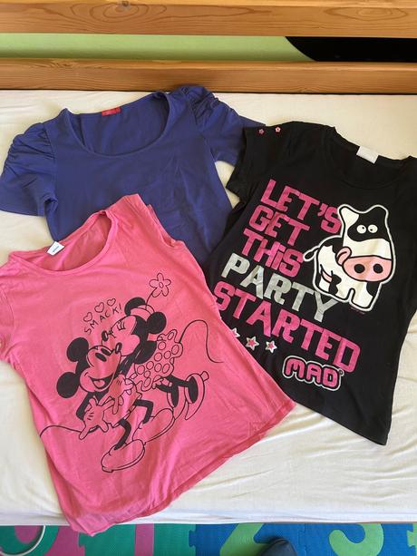 Dve tričká, disney,40