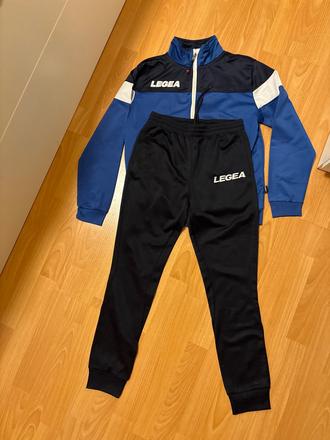 Teplakova súprava, xs