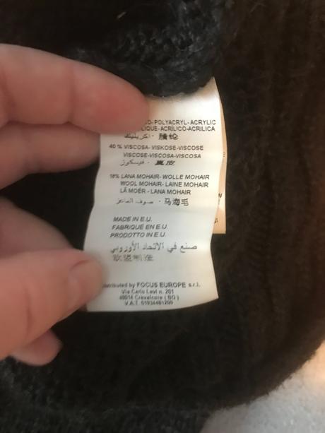 Svetrik krasny, zn. guess,vel. s, guess,s