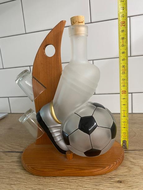 Futbal, futbalista - fľaša, karafa,