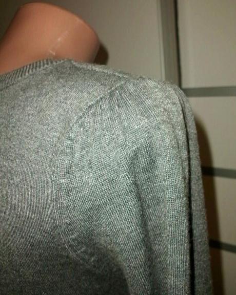 Skvelý svetrík s mašľou - veľ. s-m, s