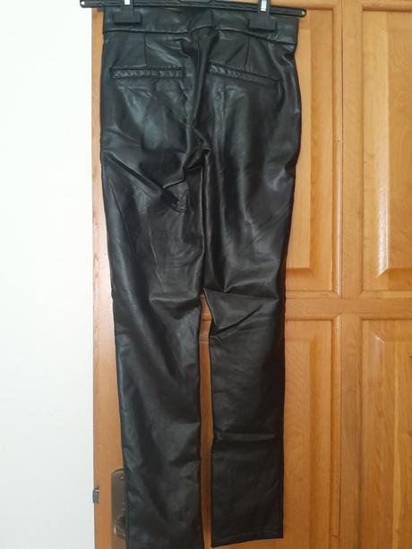 Kozenkove nohavice, 146