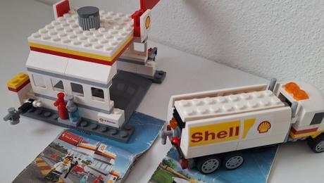 Lego formula , benzinka, policia, kamion, sanitka, 