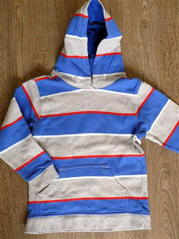 Skvelá mikina na 3-4 roky, super stav, 98-104, cherokee,98