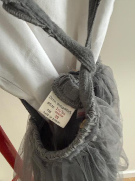 Tricko a sukna, zara,92