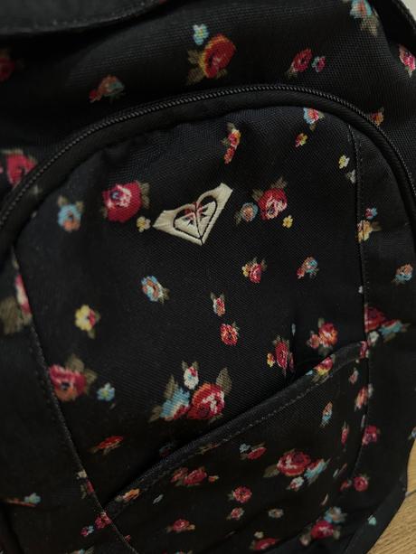 Roxy ruksak, taška s kvetinkami,