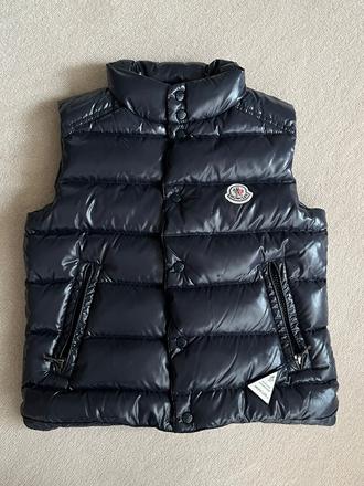 Moncler vesta, 122