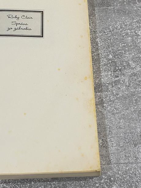 Kniha- správa zo záhrobia,