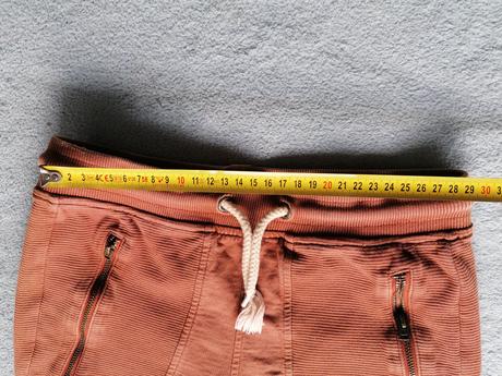 Hnedé tepláky, reserved,134