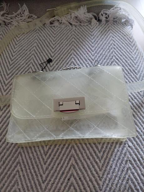 Kapsička na pas, zara