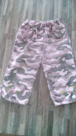 Maskáčové nohavice, 86