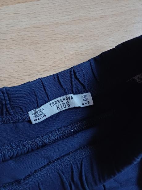 2x šaty a sukňa v.110, 110