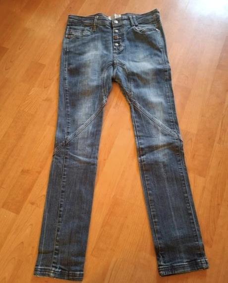 Dámske rifle, bershka,36