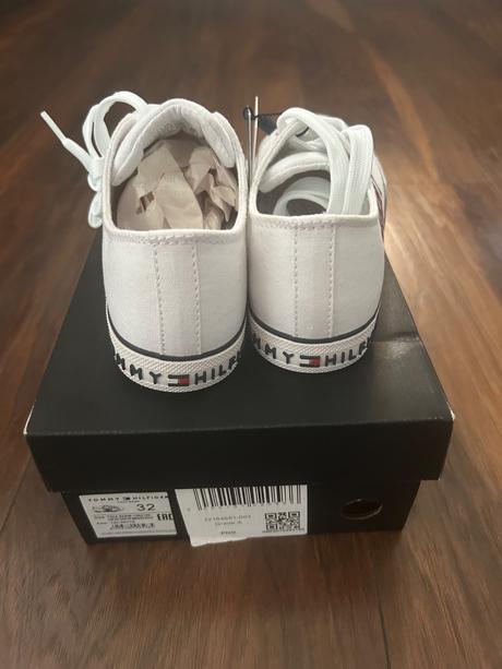 Plátenky tommy hilfiger, tommy hilfiger,32