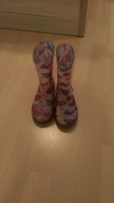 Gumaky vel.29, authority,29