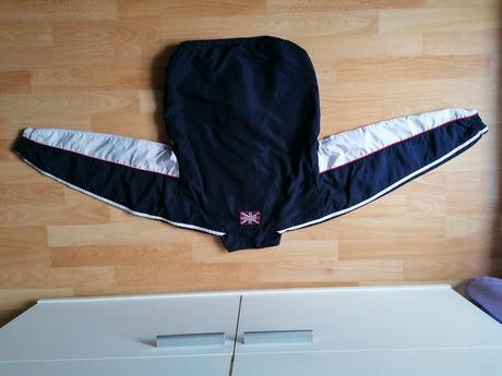 Vetrovka, lonsdale,140