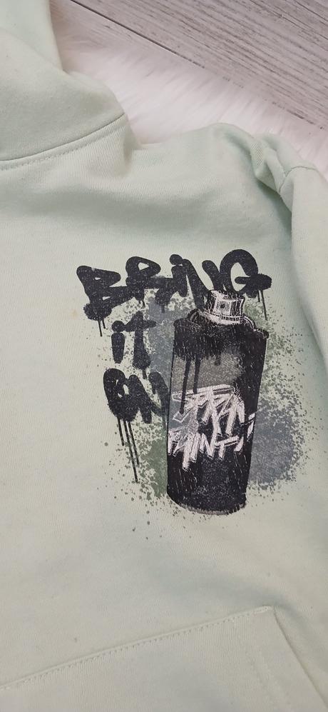 Mikina, chapter young,158